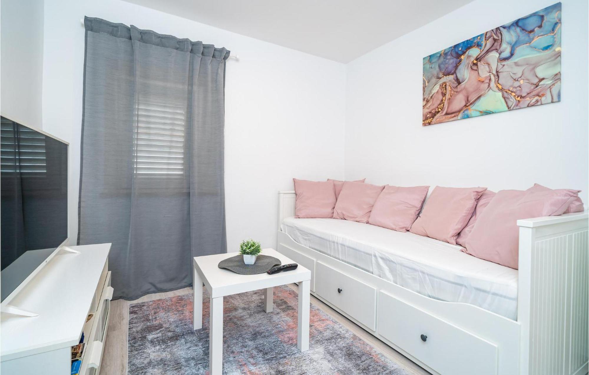 Nice Apartment In Dubrovnik With Kitchen מראה חיצוני תמונה